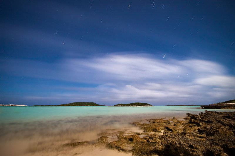 Click to view full screen - 1am Under the Bahamian Moon