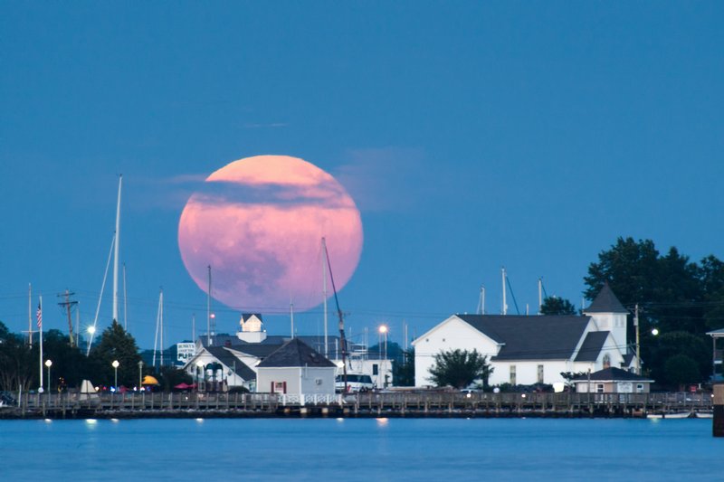 Click to view full screen - Super Moon over Solomons